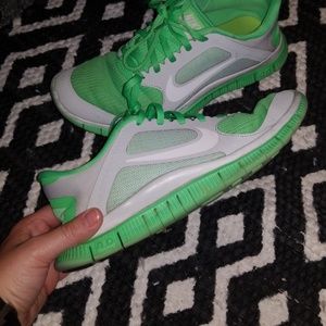 Nike Free Run 4.0 running shoes